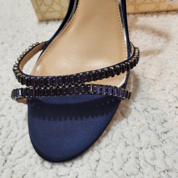 NEW Jewel Badgley Mischka Joanne Strappy Block Heel Navy SIZE 10 - Picture 6 of 7